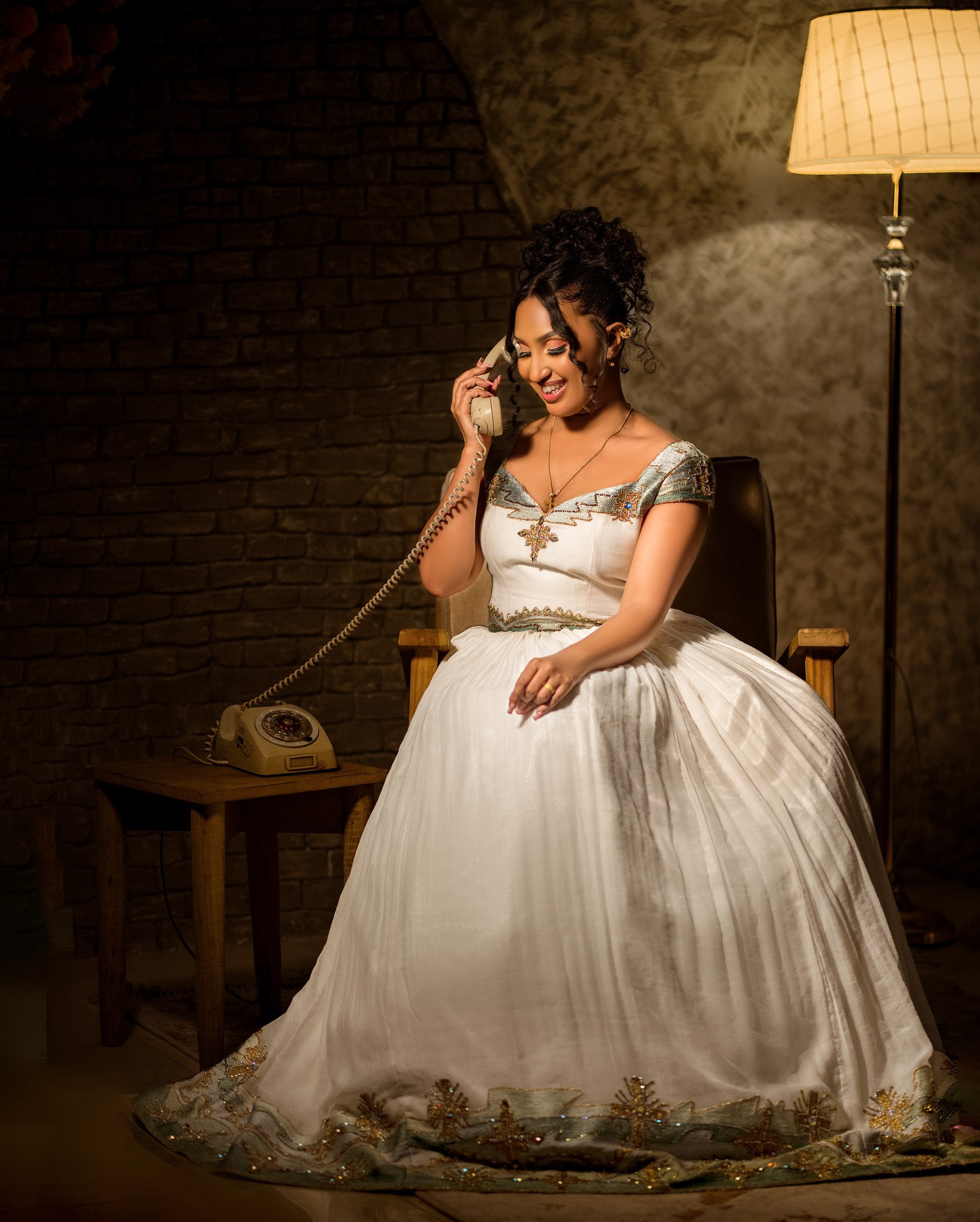 Traditional Wedding Dress - light green - Image 3